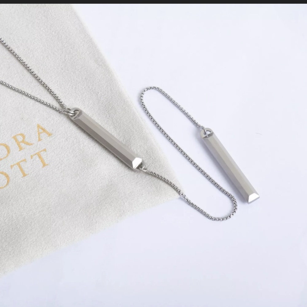 FINAL DROP Kendra Scott Shelton Necklace in Silver